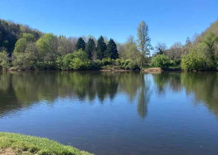 Les Salveyries En Dordogne Avec Piscine Et Grands Espaces Tatil Evi Alles-Sur-Dordogne
