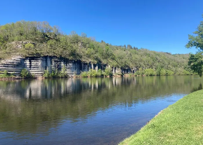 Tatil Evi Les Salveyries En Dordogne Avec Piscine Et Grands Espaces