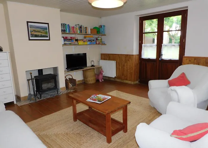 Tatil Evi Les Salveyries En Dordogne Avec Piscine Et Grands Espaces *